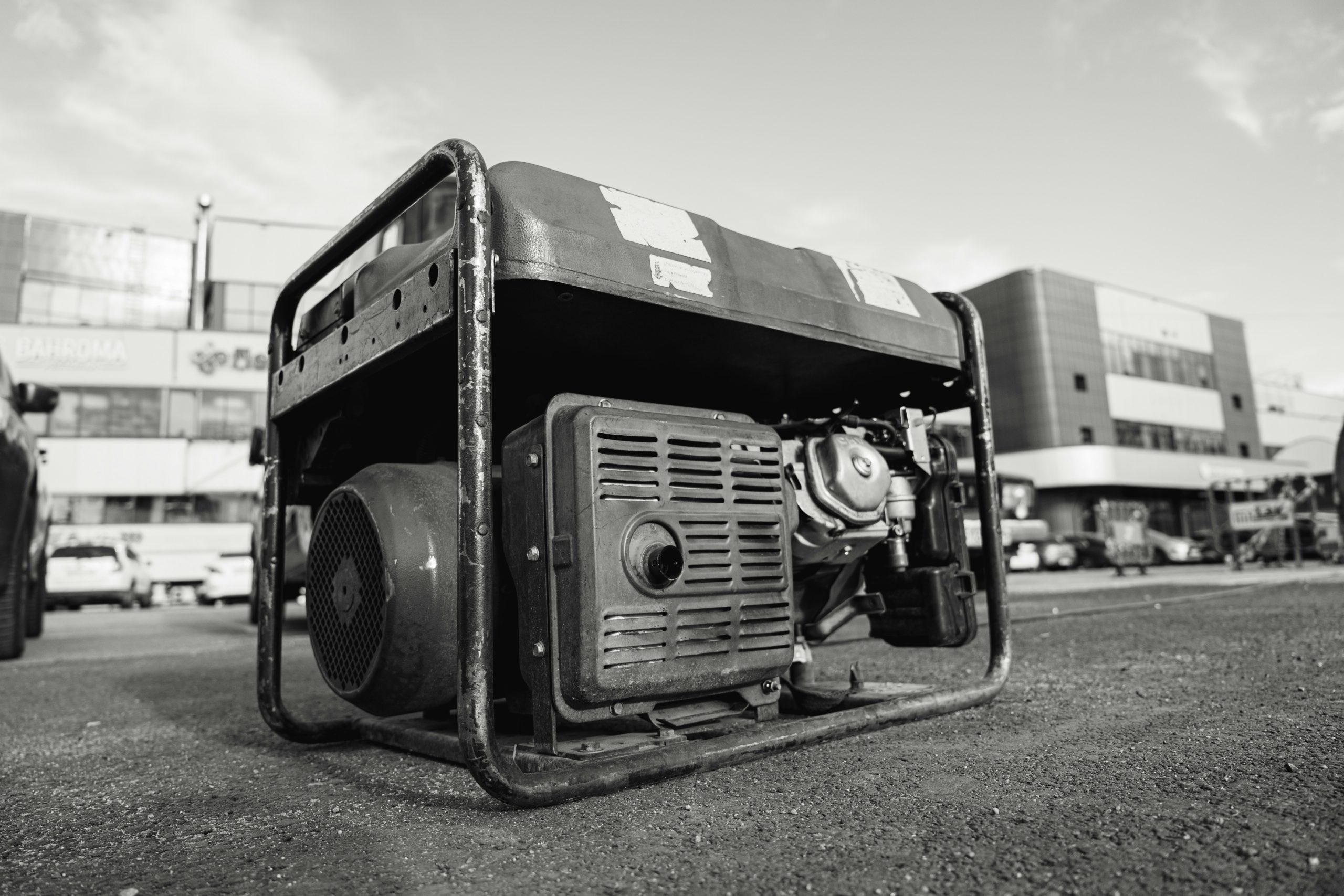 Diesel Generator vs Bigger Battery: What’s Cheaper for Off- Grid Homes?